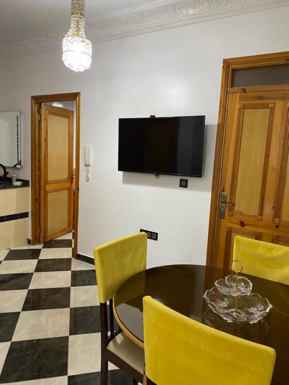 TV a/nebo společenská místnost v ubytování High quality appartement (4éme étage)