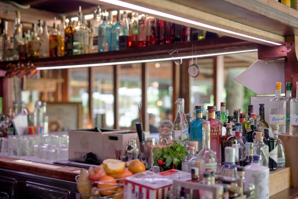 Napoje w obiekcie Ai Cadelach Hotel Giulia