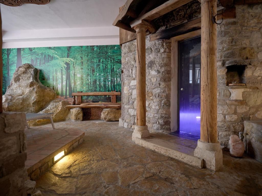Zdjęcie z galerii obiektu Ai Cadelach Hotel Giulia w mieście Revine Lago