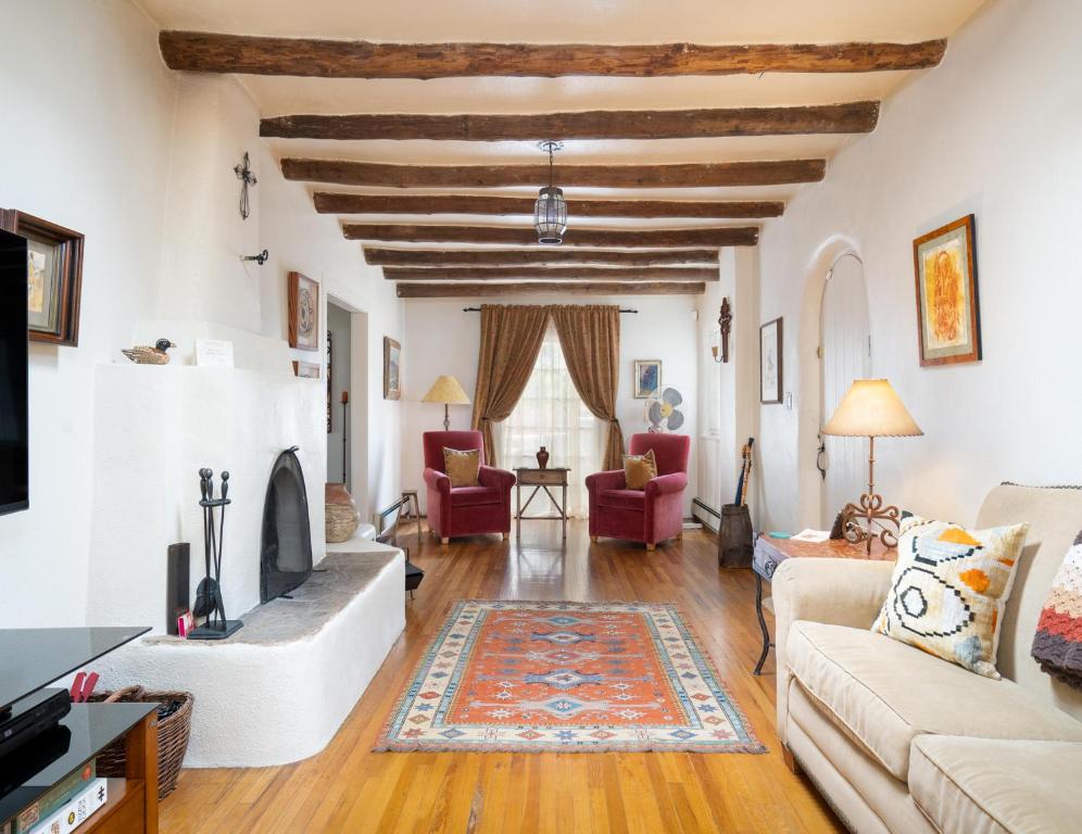 Harmony House - Housity
