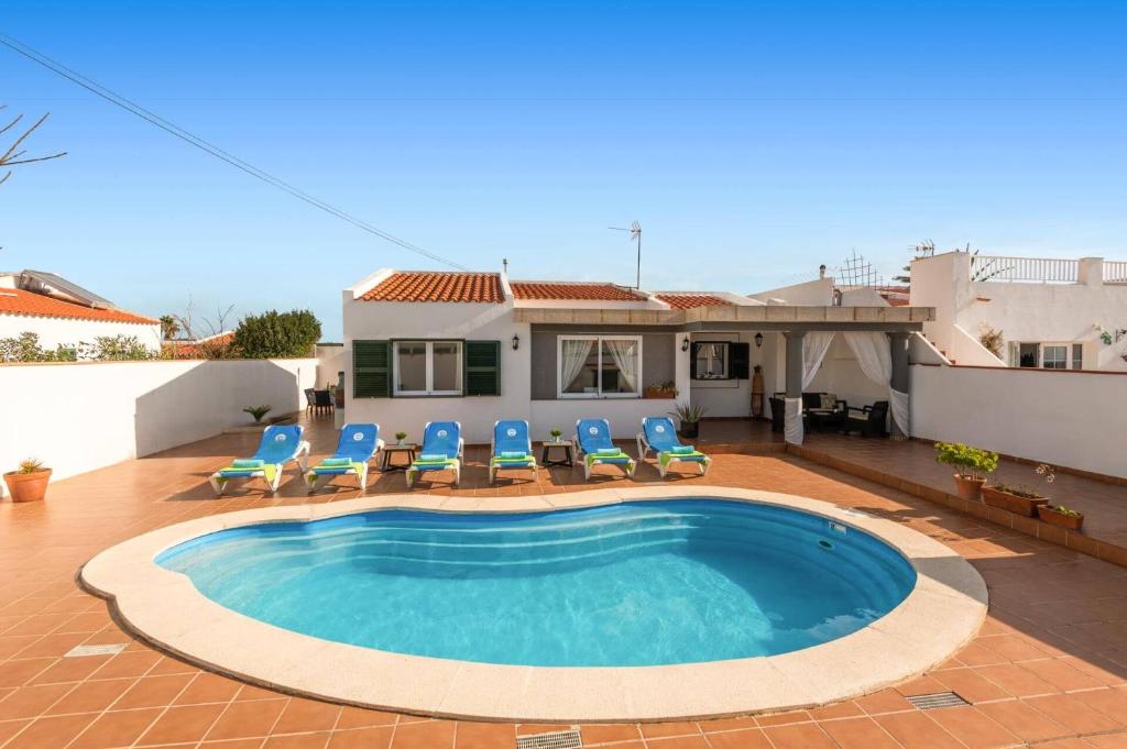 Πισίνα στο ή κοντά στο Villa Quimera by Villa Plus