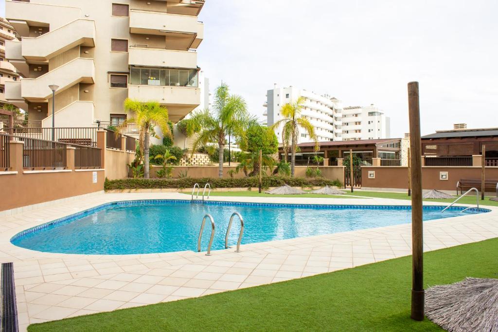 Bazén v ubytovaní Myflats Deluxe Balcon de Arenales alebo v jeho blízkosti