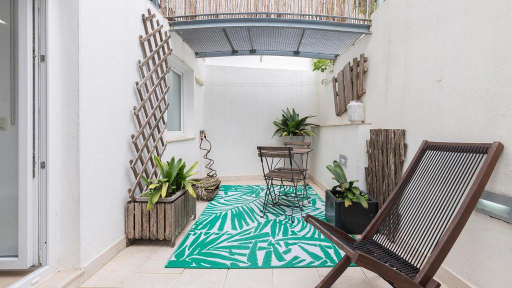 1BDR with Terrace in Alfama Centre by LovelyStay