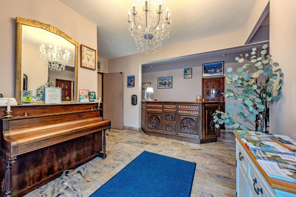 Fotografie z fotogalerie ubytování Logis Hotel De La Corniche v destinaci Brest