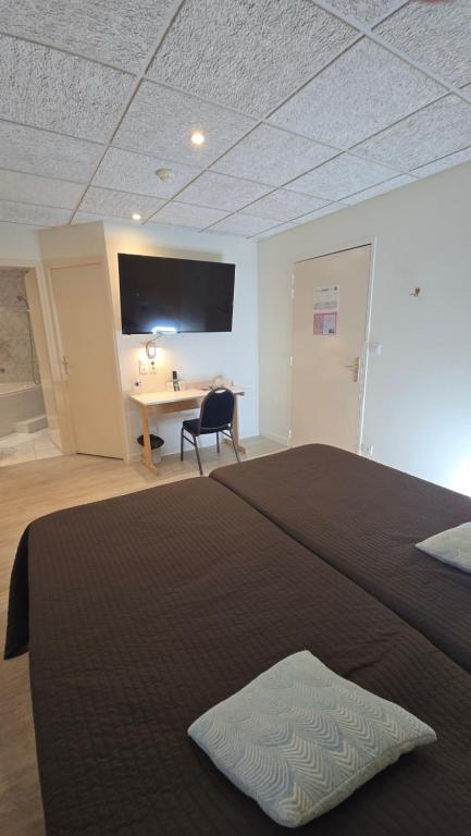 Logis Hôtel & Restaurant Arcombelle - 双床间