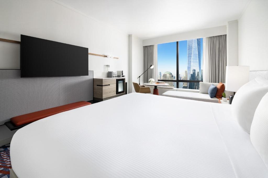 Cama ou camas em um quarto em Millennium Downtown New York - Newly Renovated