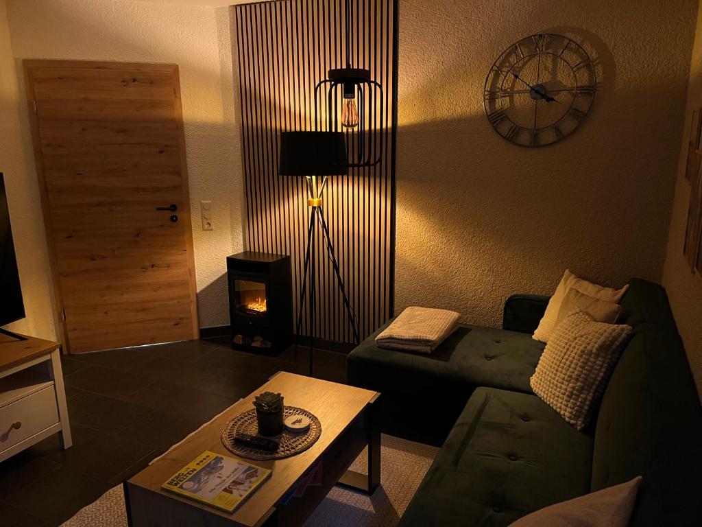 Posezení v ubytování Ferienappartement Schwarzwaldeck in Todtnauberg