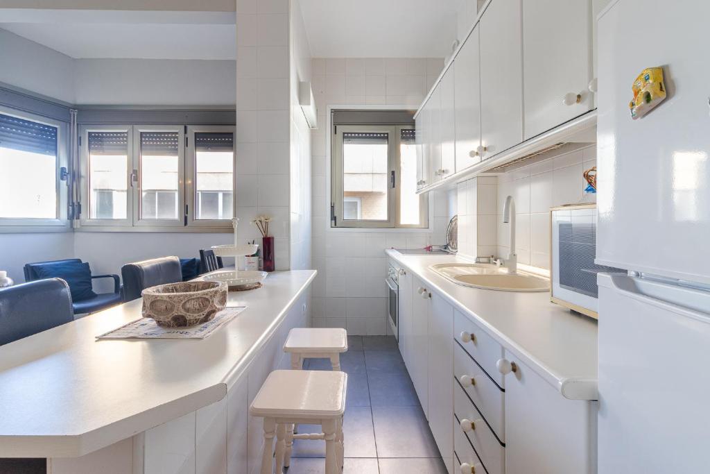 Η κουζίνα ή μικρή κουζίνα στο Apartment in Salinetas Beach