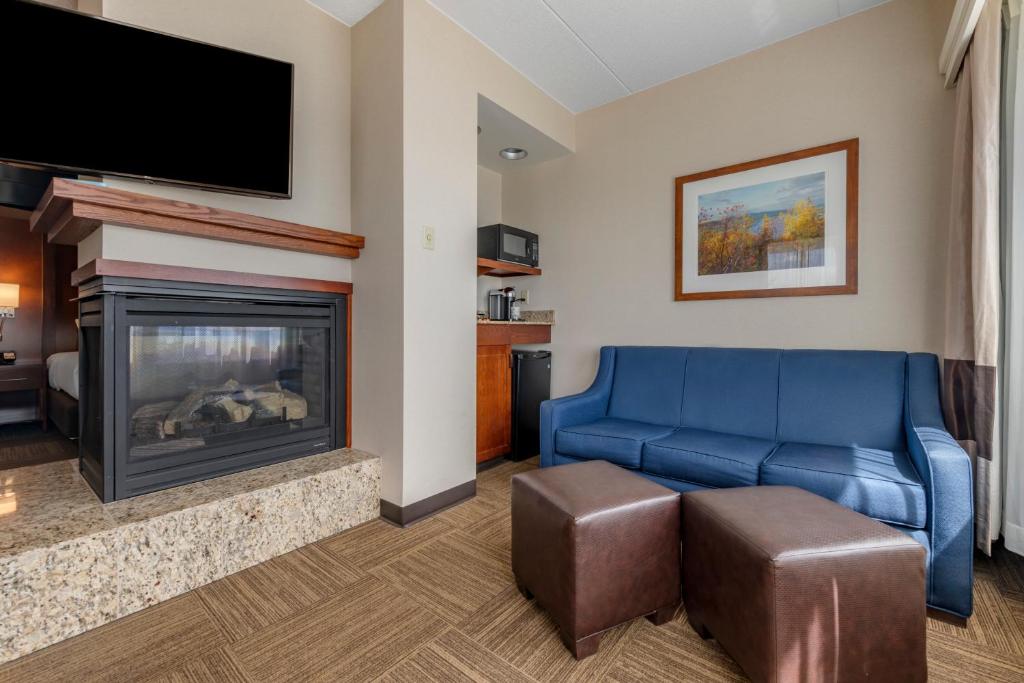 Lift Bridge Lodge, an Ascend Collection Hotel photo