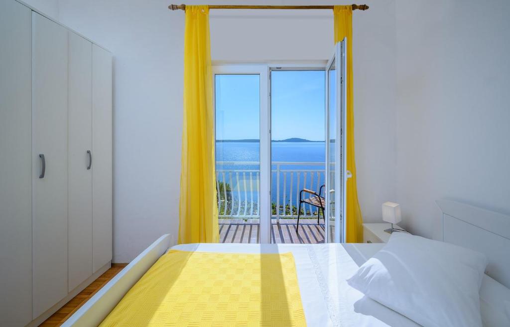 Posteľ alebo postele v izbe v ubytovaní Villa Sara by the sea in Vinisce - Ljubljeva