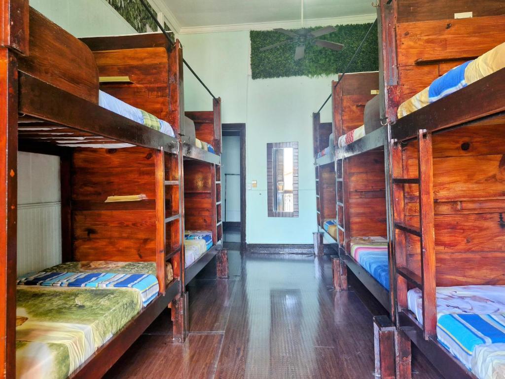 Palanda nebo palandy na pokoji v ubytování Casa Relic
