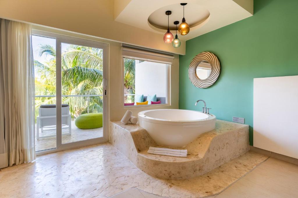 Palmar Beach Resort and Spa Riviera Maya - All Inclusive - Deluxe King Studio