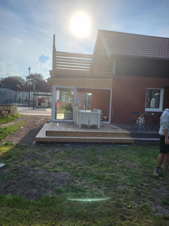 Budova, kde se vila nachází