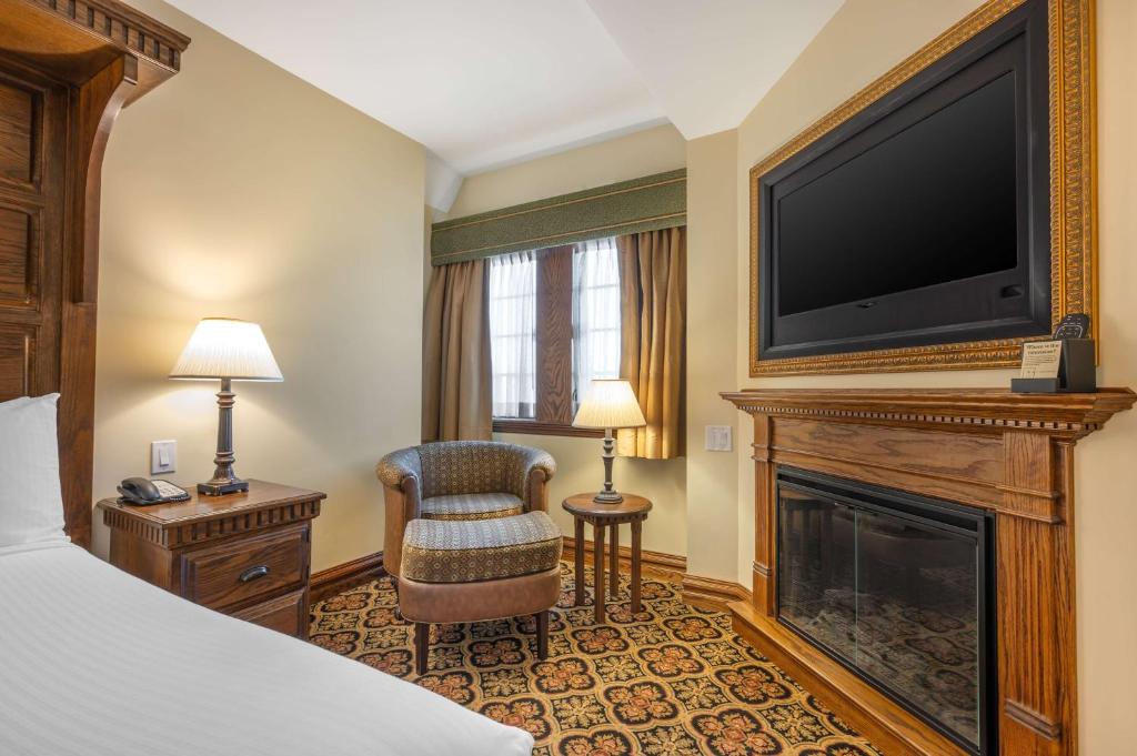 Best Western Premier Mariemont Inn photo