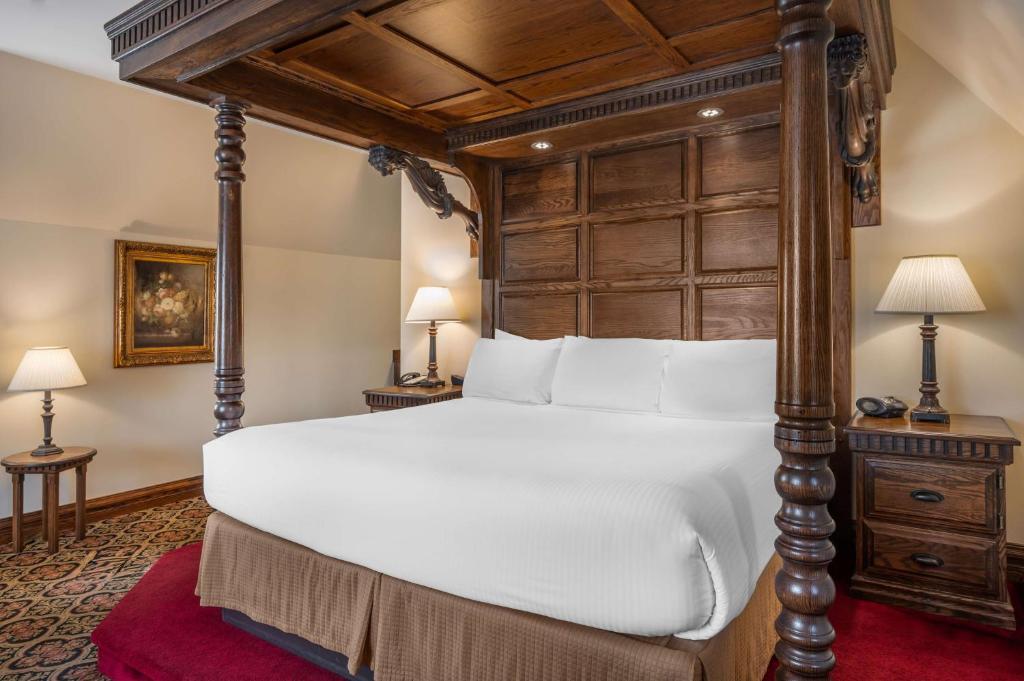 Best Western Premier Mariemont Inn photo