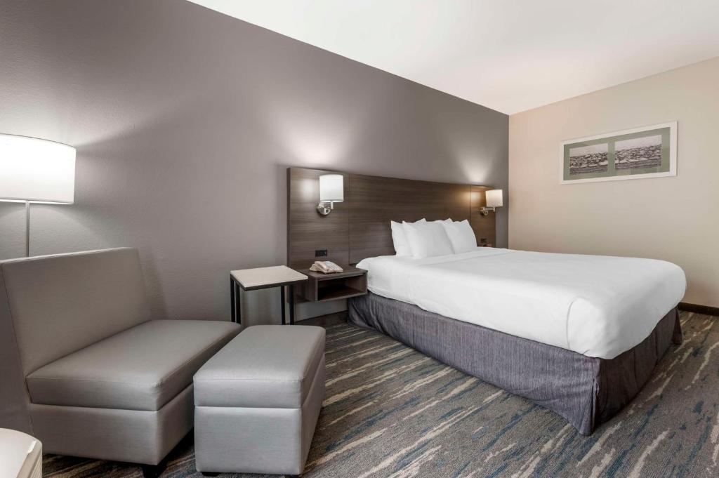 Best Western Heartland Inn photo