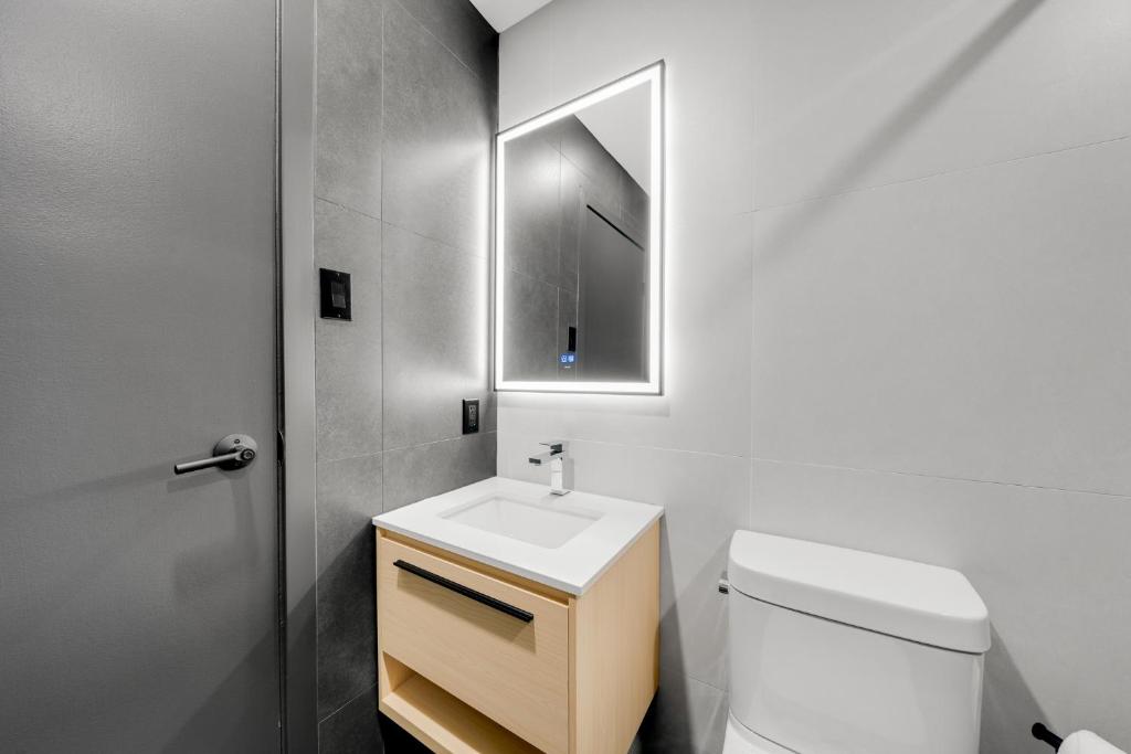 Koupelna v ubytování Lift Hotel