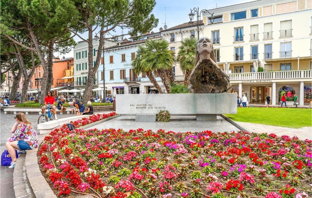 Fotografia z galérie ubytovania Lovely Home In Desenzano Del Garda v destinácii Desenzano del Garda