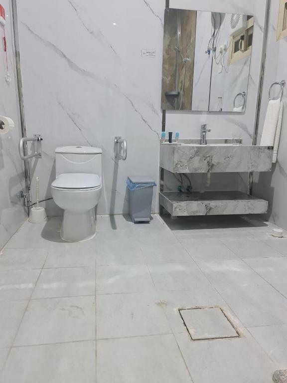 Koupelna v ubytování فندق ملاذ Malath Hotel