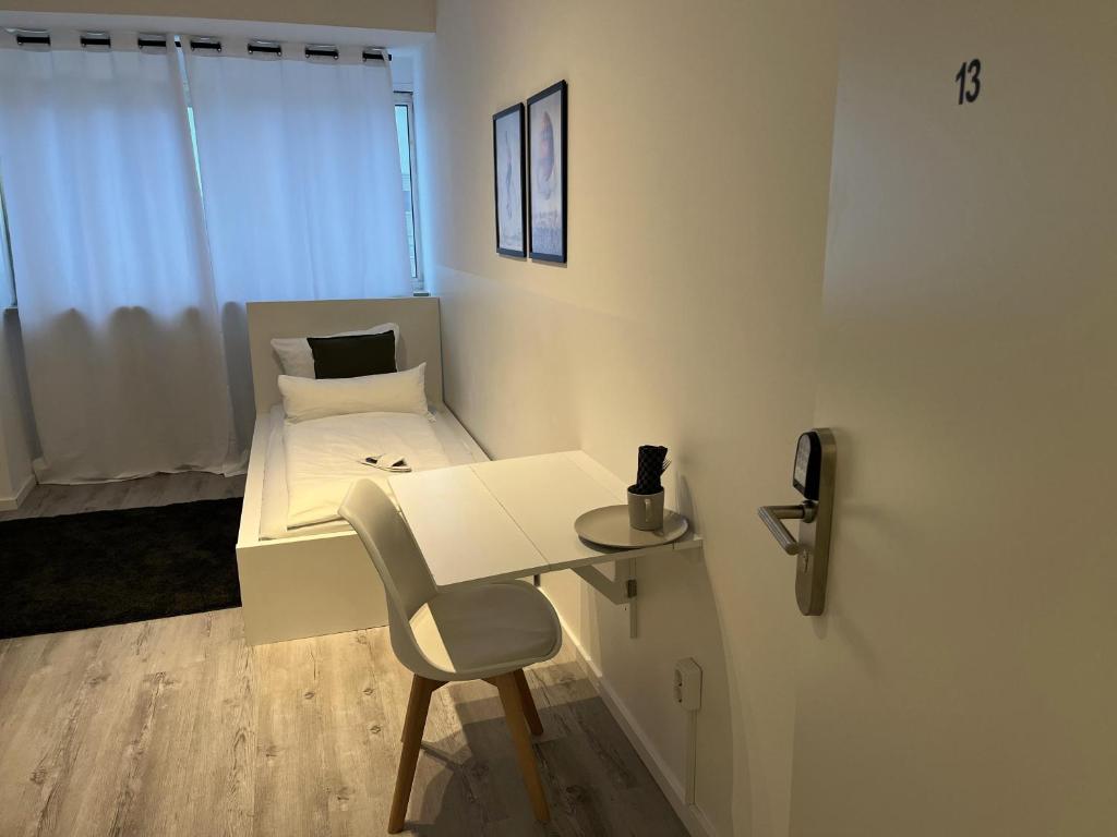 TV a/nebo společenská místnost v ubytování D10 I shared bathrooms&kitchen