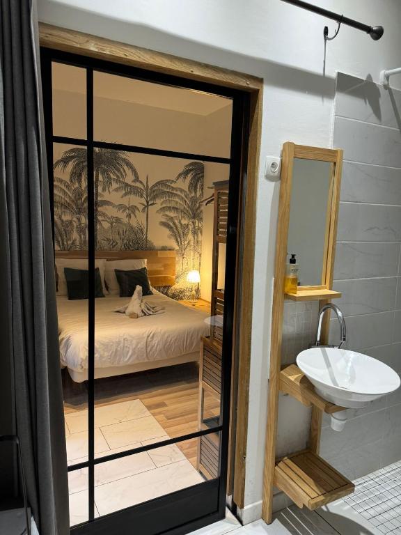 Les Pénates de Loire - One-Bedroom Superior Apartment