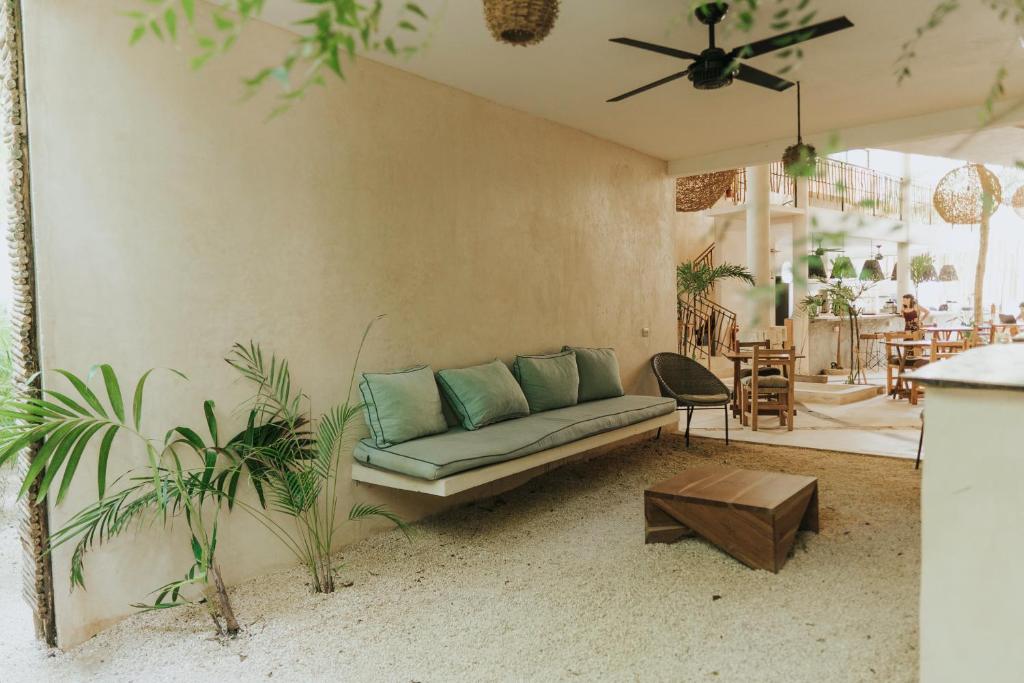 Posezení v ubytování Koos Tulum Hotel