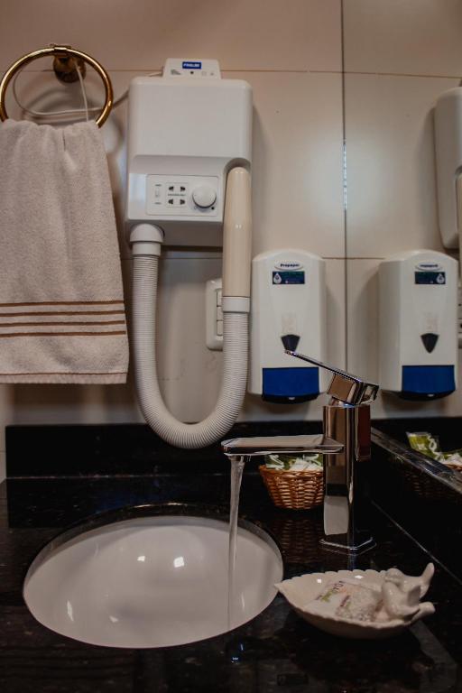 Apartamento com Chuveiro