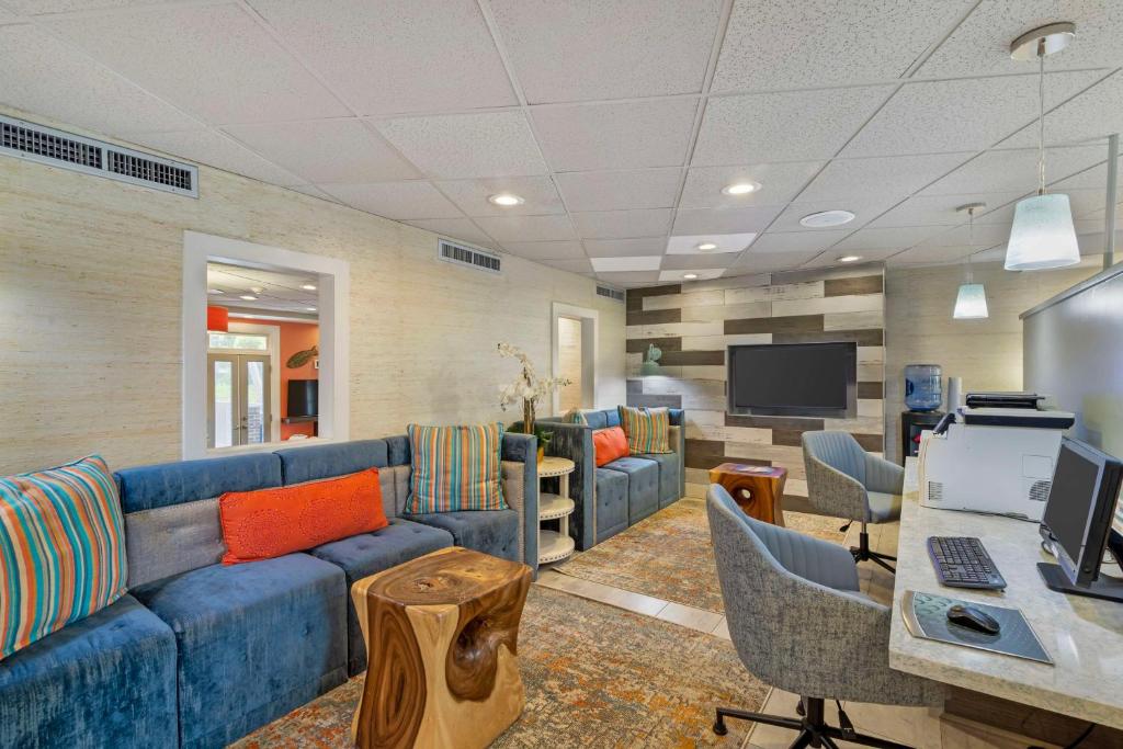 Best Western Plus St. Simons photo