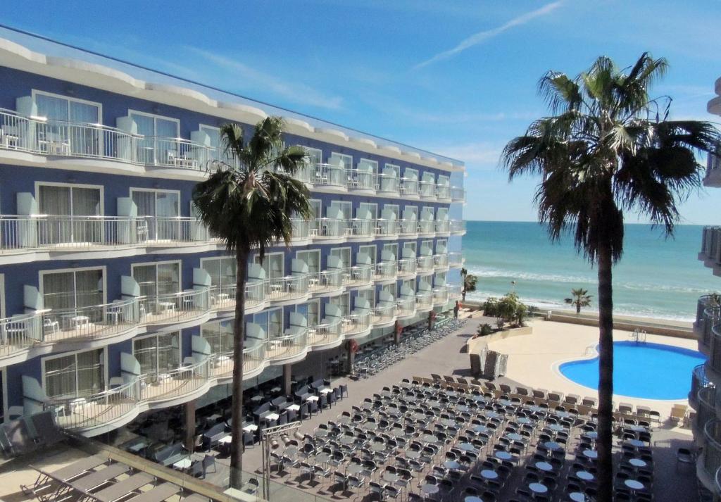 Nespecifikovaný výhled na moře nebo výhled na moře při pohledu z hotelu