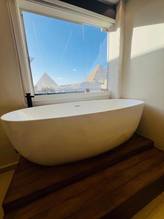 Nespecifikovaný výhled na hory nebo výhled na hory při pohledu z hotelu