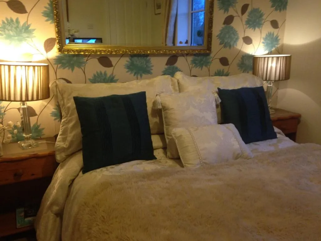 Abodes B&B, College Corner, United Kingdom