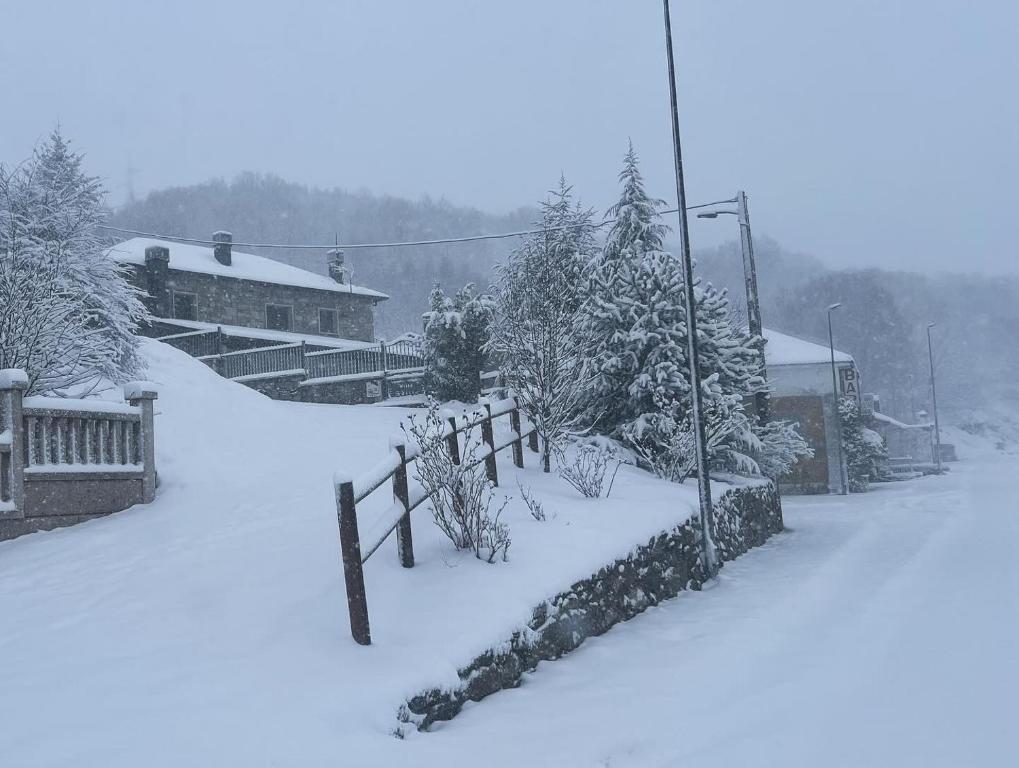Obiekt Villa Adilia zimą