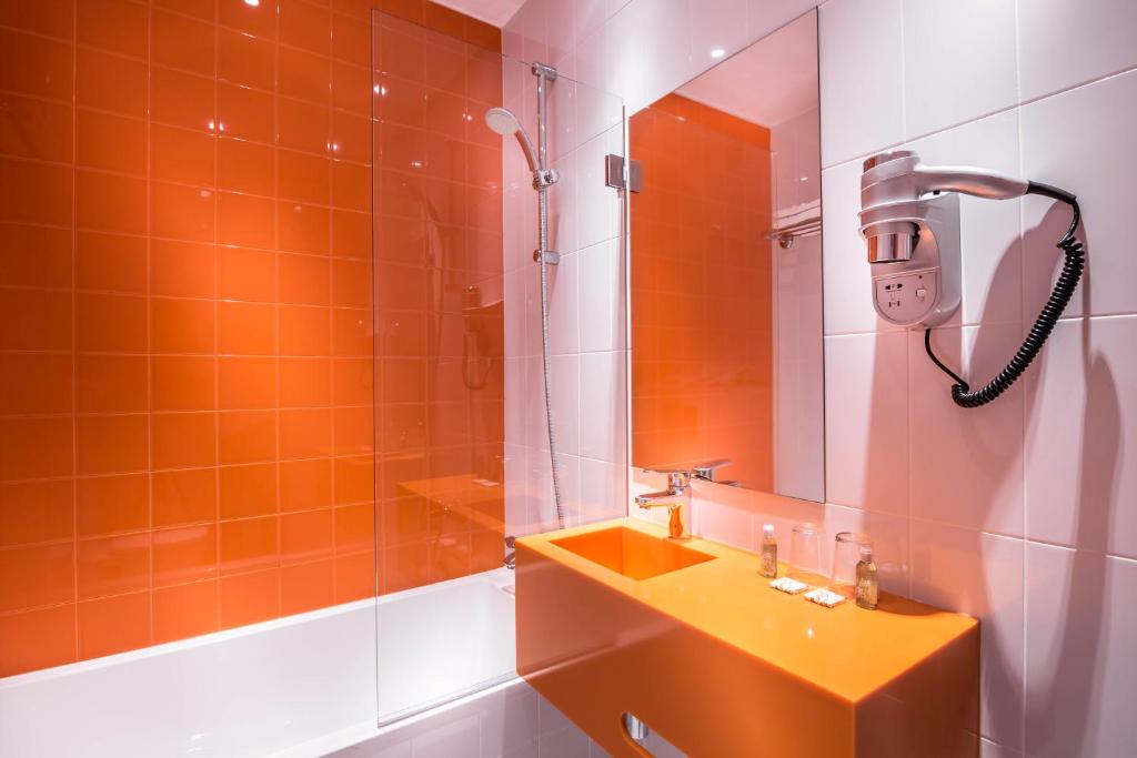Hotel Concortel Paris - Superior Double Room