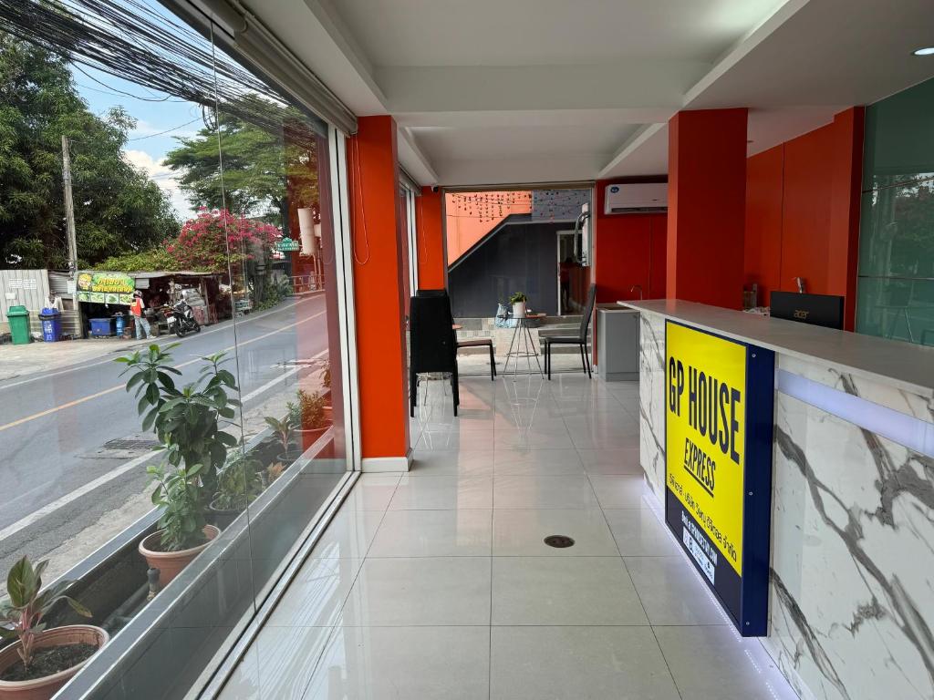 GP House Express Sukhumvit 81 - Resim 22