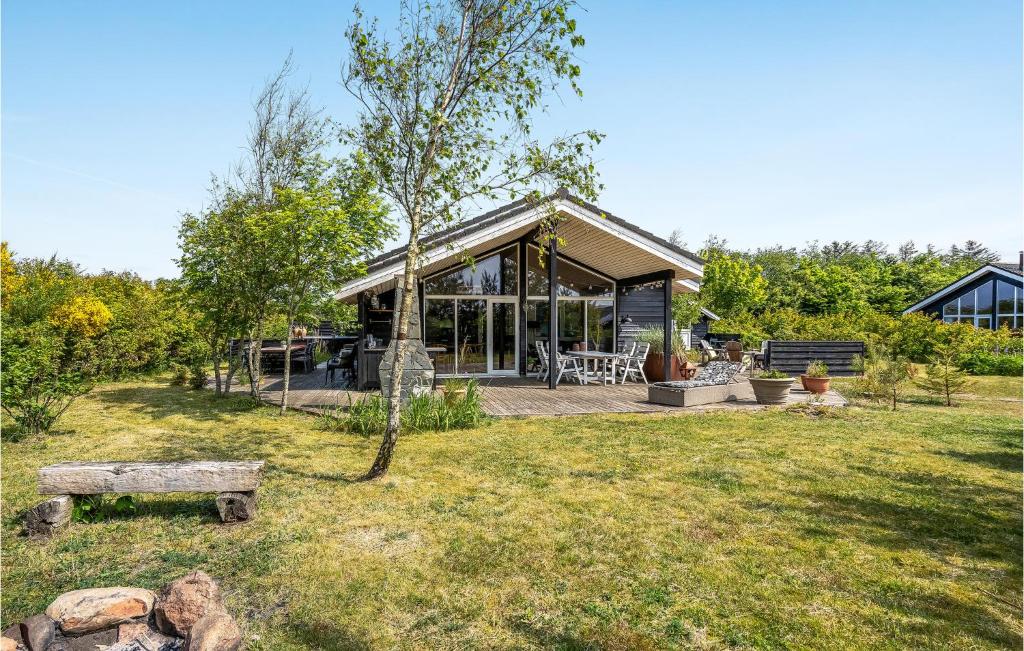 Zahrada ubytování Amazing Home In Tarm With Kitchen