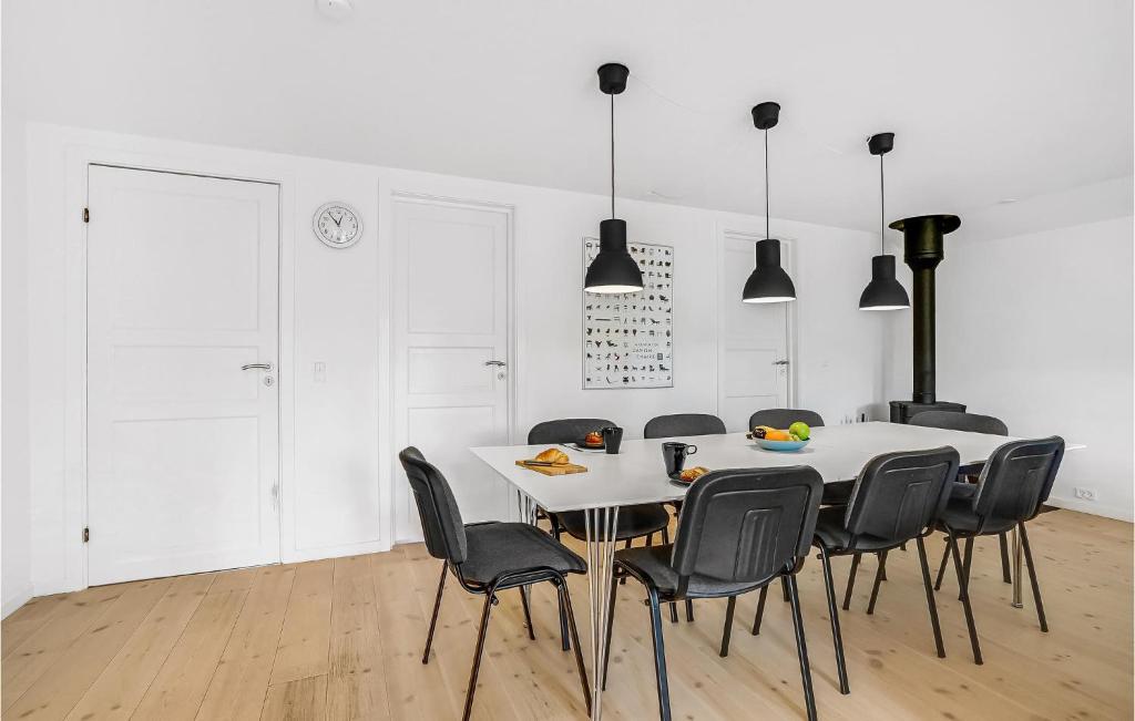 Fotografie z fotogalerie ubytování Holiday Home Krondyrstien Væggerløse Ii v destinaci Bøtø By