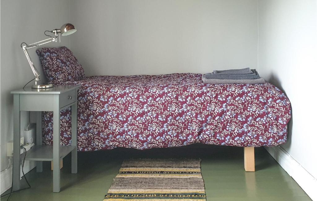 Postel nebo postele na pokoji v ubytování 1 Bedroom Cozy Home In Eslöv