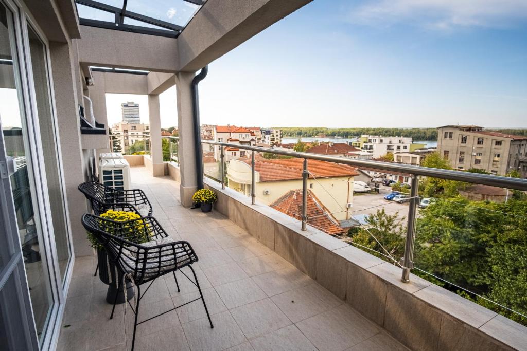 Balkón nebo terasa v ubytování Sunny River Loft