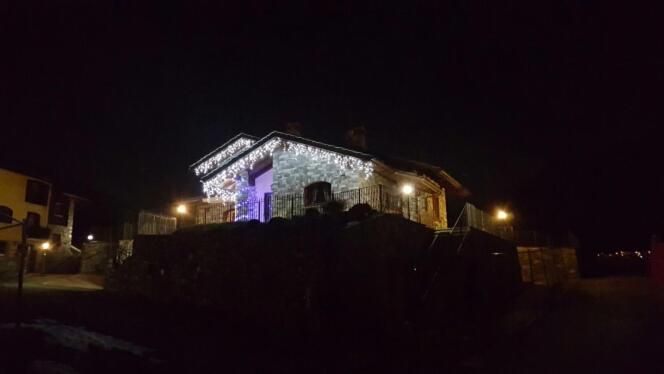 Budova, v ktorej sa apartmán nachádza