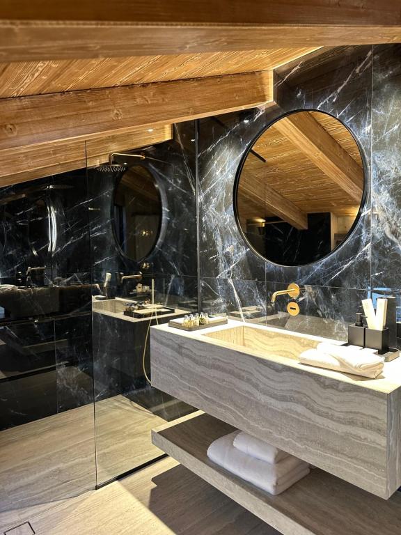 Koupelna v ubytování Ceci Suites
