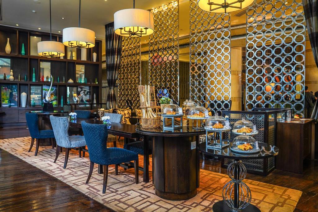 Hilton Bangkok Grande Asoke - Resim 35