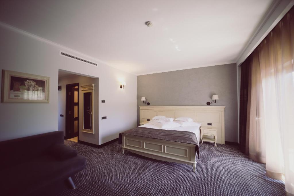 Hotel Helen - Deluxe Double Room