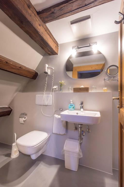 Koupelna v ubytování Hotel Meisnerhof