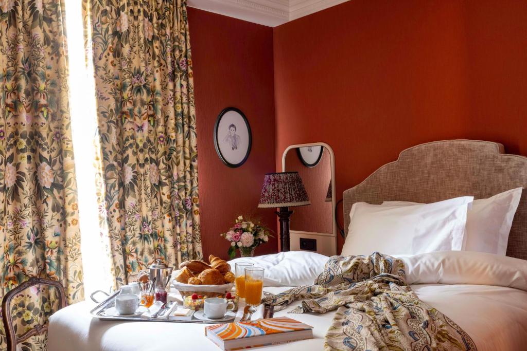 UNE AUTRE CHAMBRE - 18