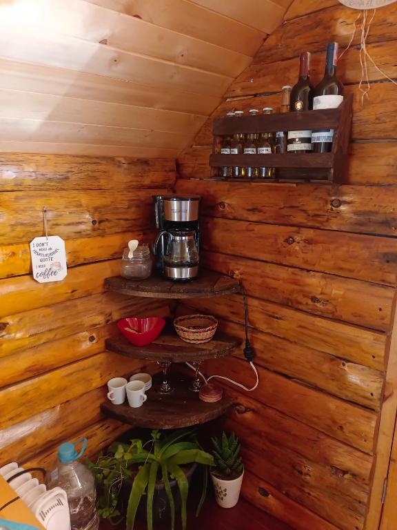 Příslušenství pro přípravu čaje a kávy v ubytování Glamping El Ocaso