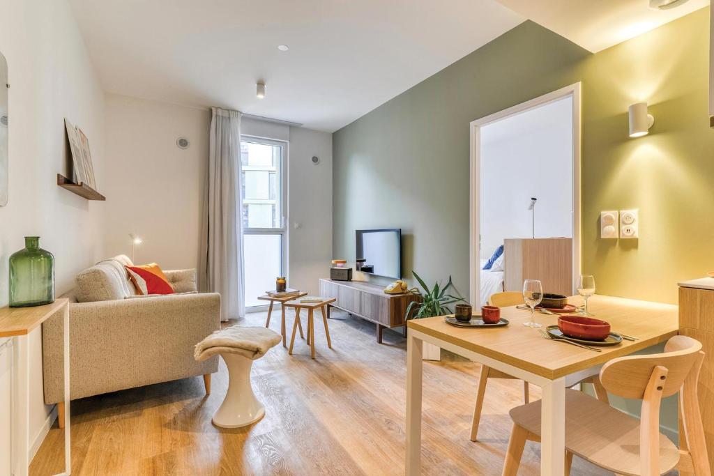 
One-Bedroom Apartment
