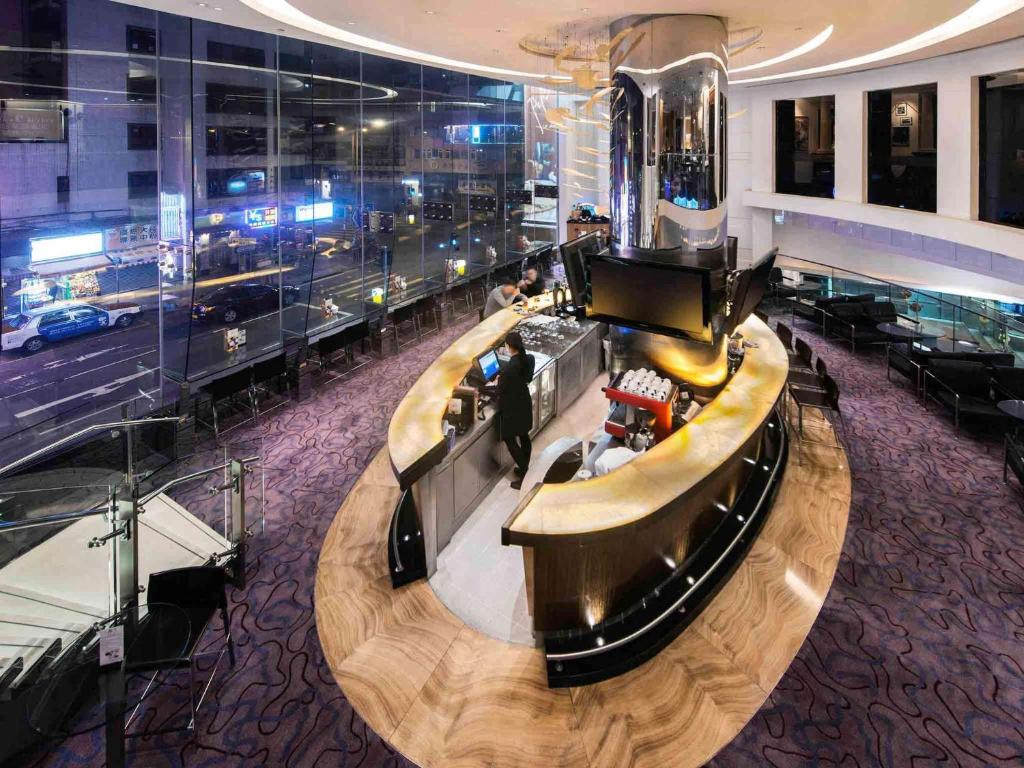 Posezení v ubytování Novotel Century Hong Kong