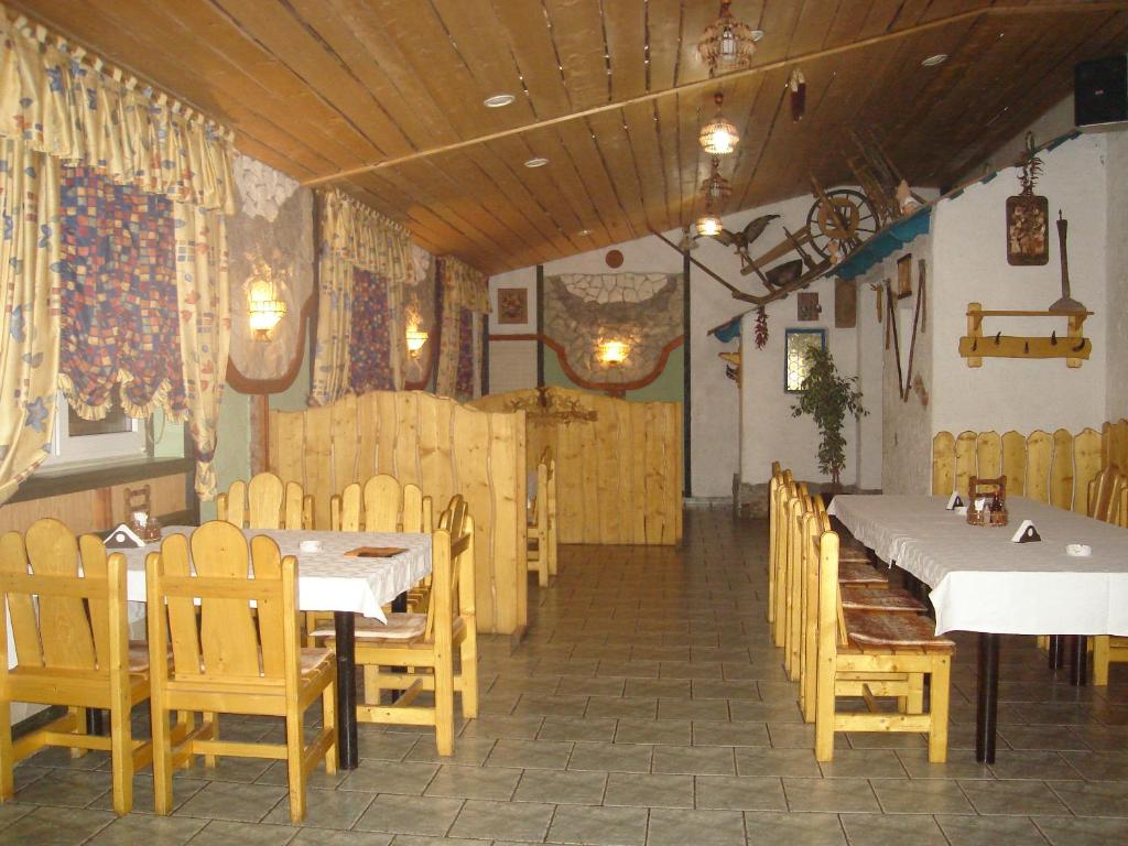 Restaurace v ubytování Izumrud