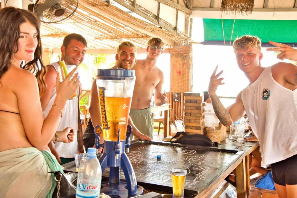 Hosté ubytování Mad Monkey Koh Rong