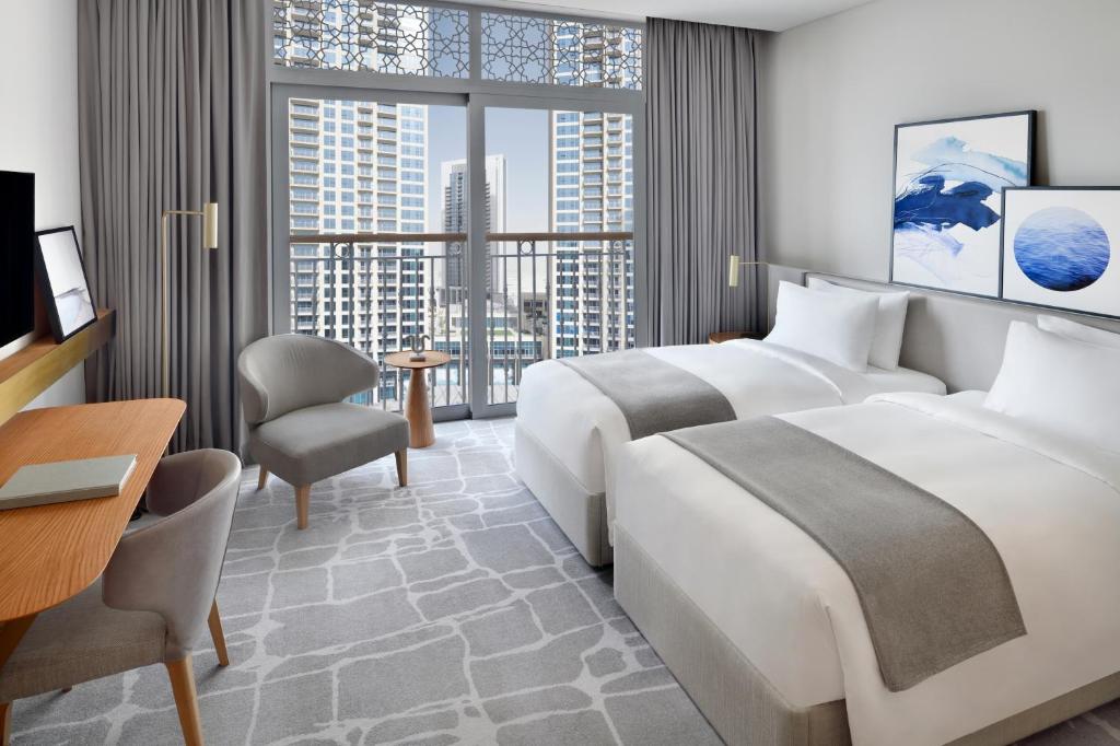 
City View Deluxe Room Twin - Free Shuttle to Dubai Mall & La Mer Beach
